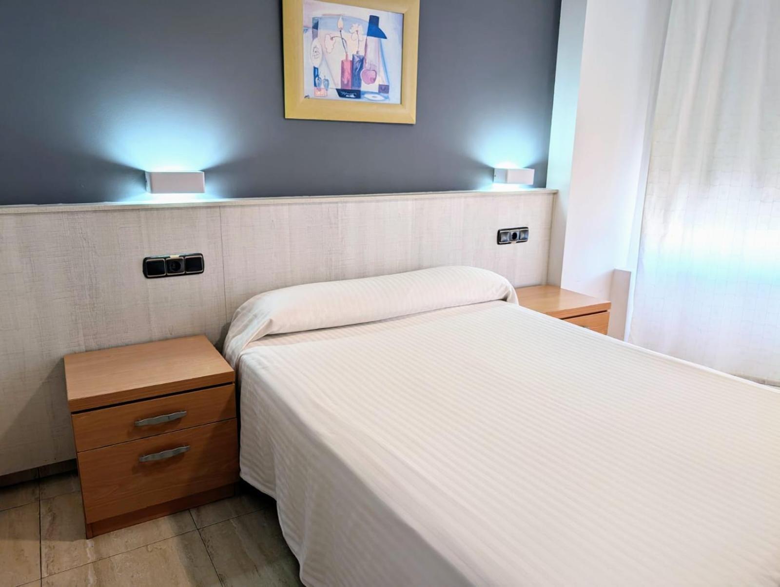 Hostal Meseguer El Altet Buitenkant foto